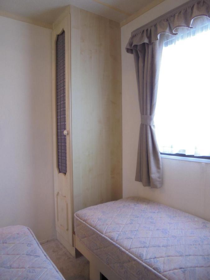 7 Berth On Coral Beach Granada II Apartment อินโกลด์เมลส์ ภายนอก รูปภาพ