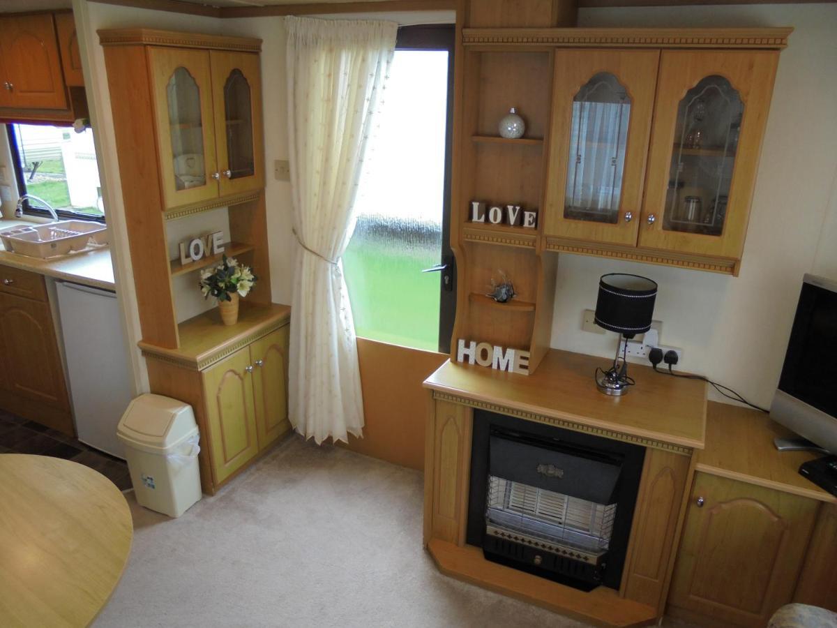 7 Berth On Coral Beach Granada II Apartment อินโกลด์เมลส์ ภายนอก รูปภาพ